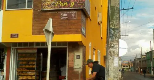 PANADERIA PAN Y PANADERIA PAN Y